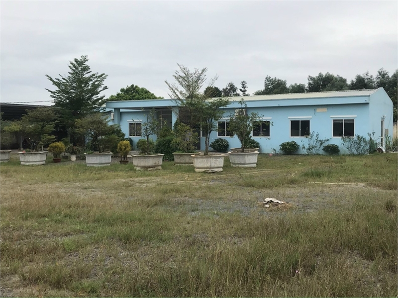 chuyển nhượng gấp nhà xưởng và đất, có sẵn nhà xưởng, trạm điện riêng. vị trí đẹp