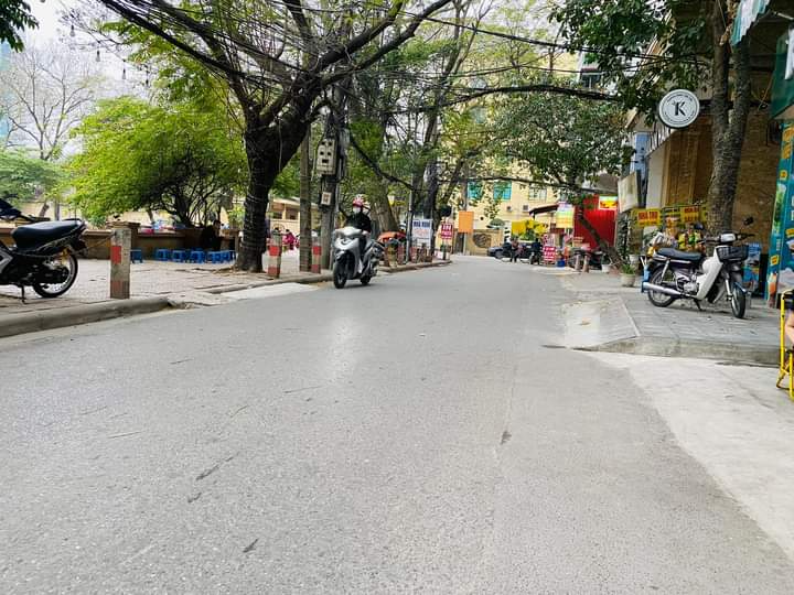 PHÂN LÔ – Ô TÔ – 7 TẦNG THANG MÁY – PHỐ CHÙA LÁNG - 68M – 16.2 TỶ.