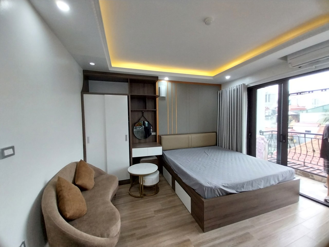 Cho thuê Căn hộ Apartment tại ngõ 193 Trích Sài, Bưởi, Tây Hồ. Ô tô đỗ cửa. Chỉ 6tr