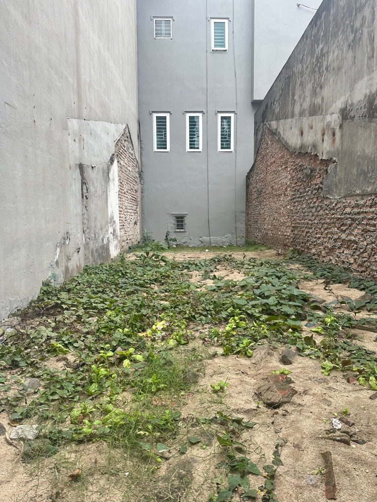 Bán đất Ngõ 97 Đức Giang 48m đường oto tránh, kinh doanh giá 5 tỷ 1 TL. LH: 0936123469