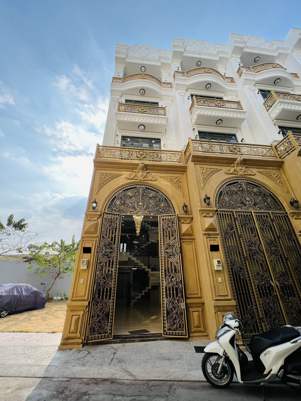 Bán Nhà Bình Tân Khu Cao Cấp Bậc Nhất Lê Văn Quới Sát Tân Phú 60m2 5 Tầng Giá Tốt Lh: 0813123205