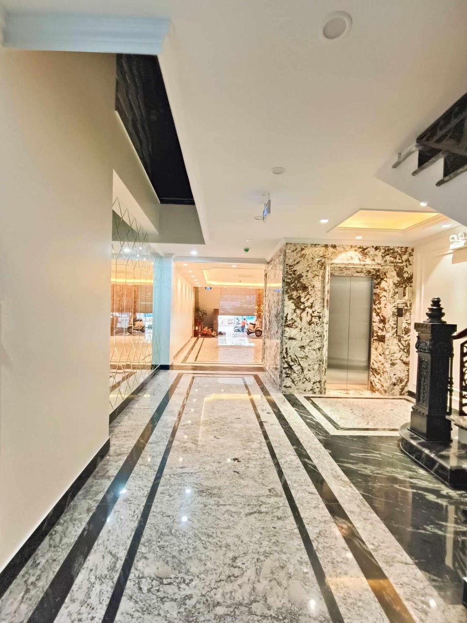 TÒA VĂN PHÒNG VIP MẶT PHỐ BẠCH MAI, HAI BÀ TRƯNG 190M2 9T XÂY MỚI, CHỈ 120 TỶ