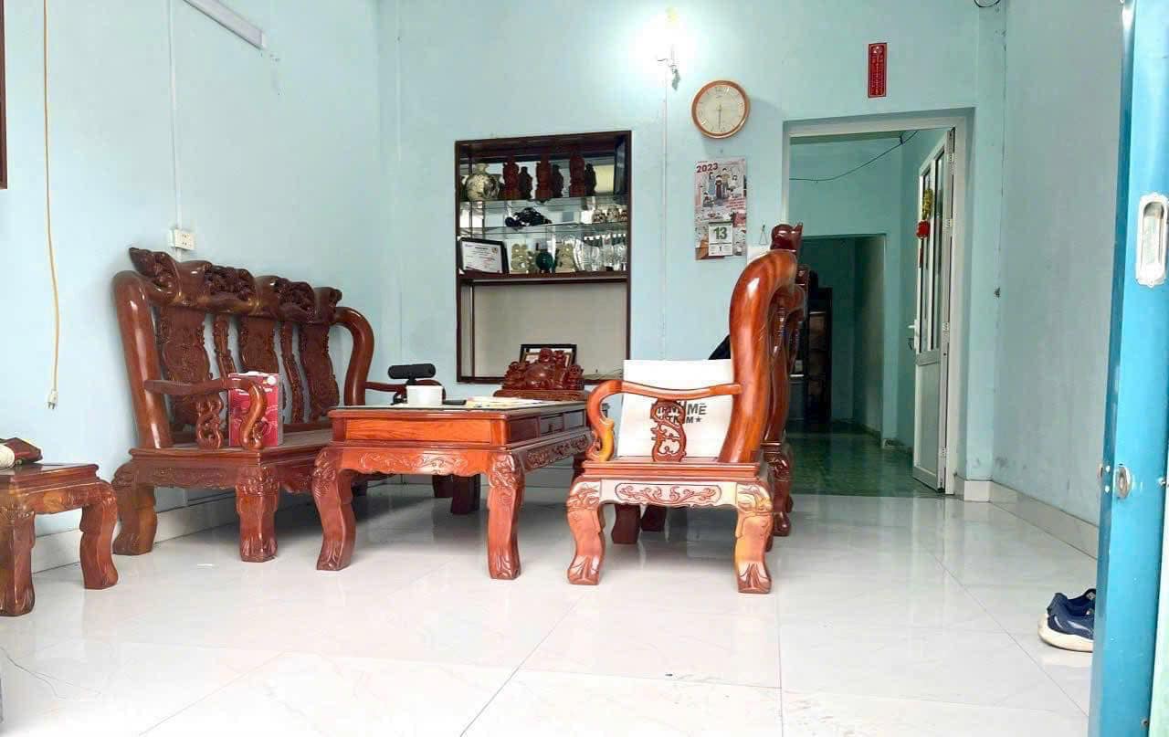 Cần bán nhà cấp 4 mặt phố phường Tân Bình, Hải Dương, giá như trong ngõ