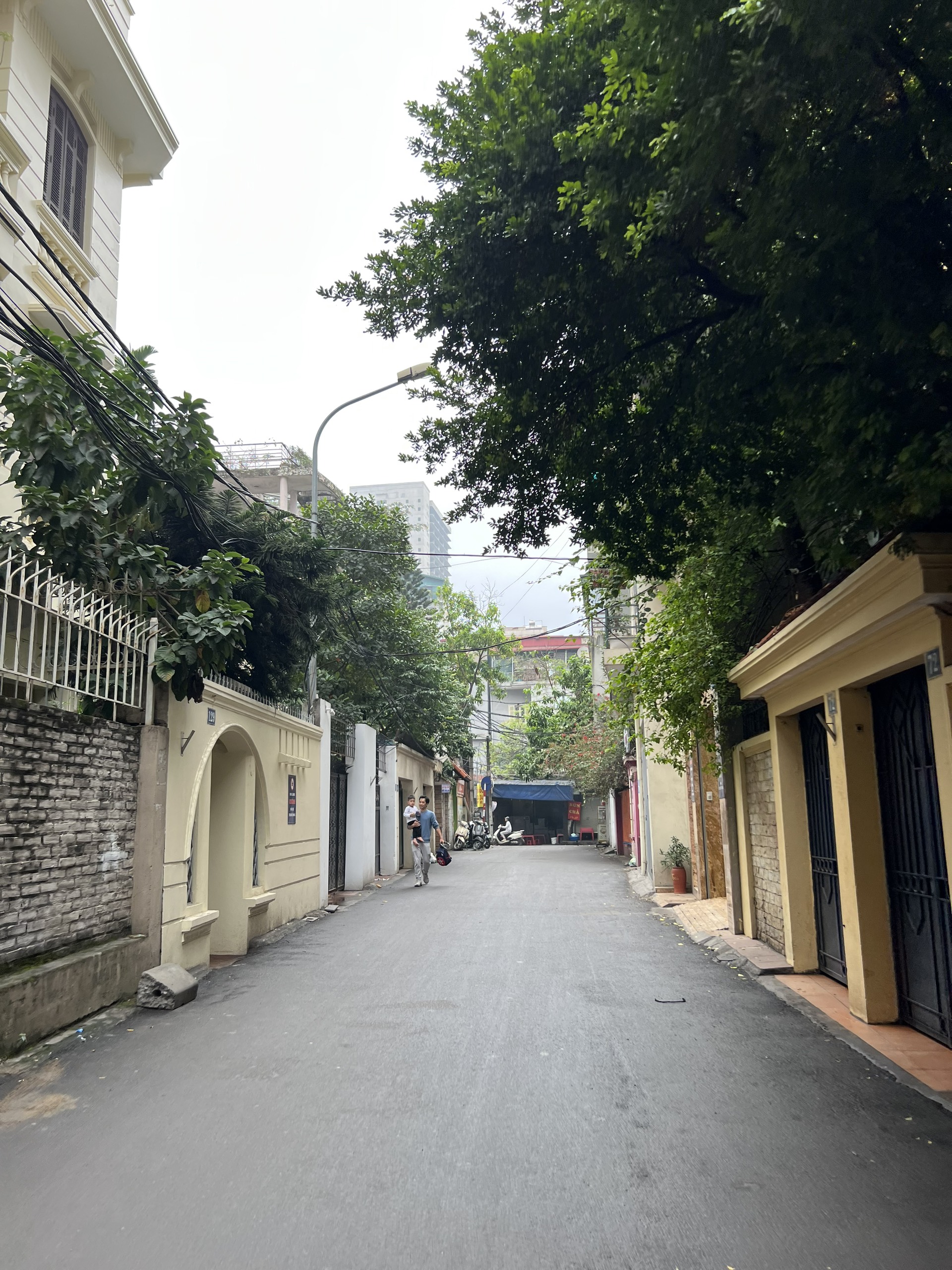 NHÀ HOÀNG NGÂN, CẦU GIẤY, 7 TẦNG THANG MÁY, SÁT PHỐ, Ô TÔ, KINH DOANH, CHỈ 16.5 TỶ