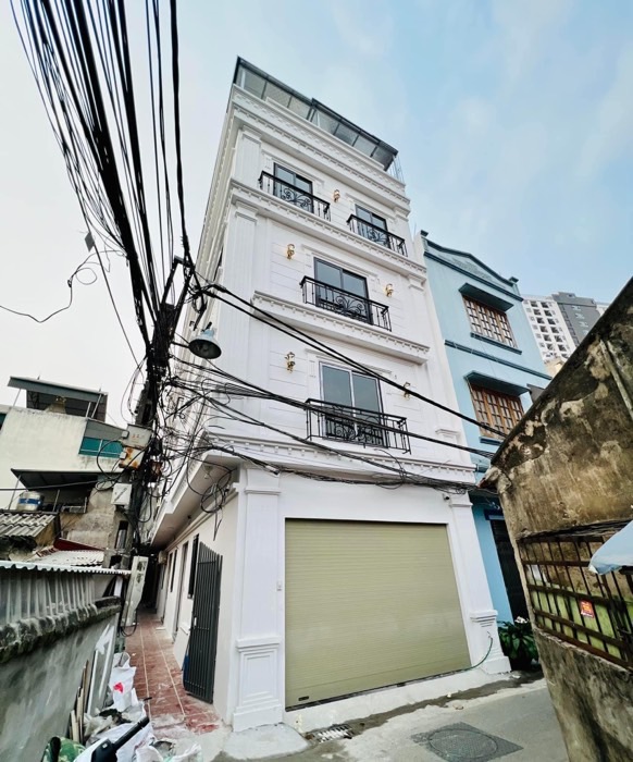 Bán nhà Đức Giang, CÒN CĂN DUY NHẤT, 5T mới, gara oto, lô góc, nở hậu chỉ nhỉnh 4 tỷ còn TL. LH: 0936123469