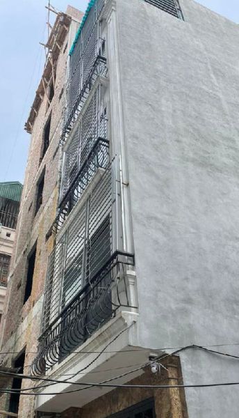 NHÀ 5T MAI DỊCH CẦU GIẤY - LOGOC 38m2 hơn 5 tỷ