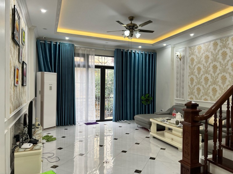 BÁN NHÀ ĐƯỜNG TRẦN PHÚ, HÀ ĐÔNG - 84M2 MẶT TIỀN 5.8M 3 TẦNG, 9 TỶ