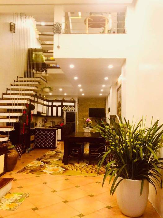 Nhà Kim giang dt 55m2 x5 tầng,ngõ oto,giá chào 4,85 tỷ,mới,đẹp