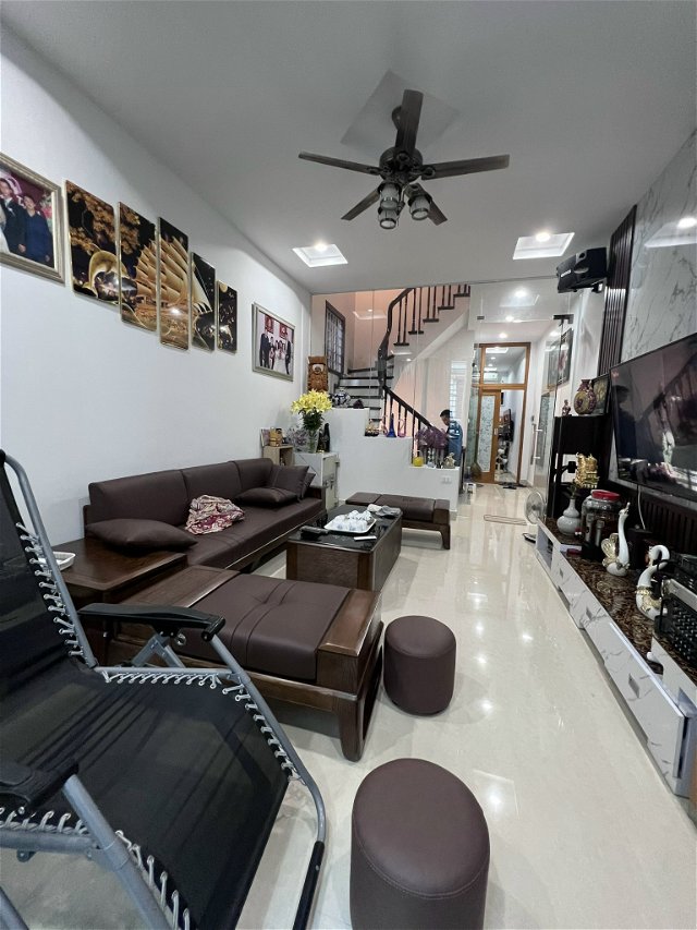 Bán nhà 56m 5 tầng 6.7 tỷ XUÂN LA OTÔ ,lô góc 2thoáng vĩnh viễn, chủ tặng nội thất