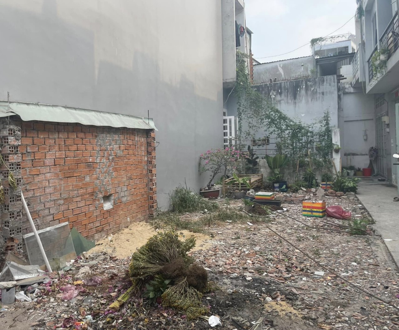 Ngôp - Đất 65m2 có 2 tỷ x Trần Thị Hè Hiệp Thành Quận 12 TPHCM