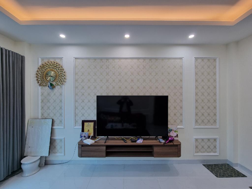 NHÀ MỚI, 5 TẦNG, FULL NỘI THẤT, GẦN VÀNH ĐAI 3.5, SỔ VUÔNG,hơn 3 tỷ