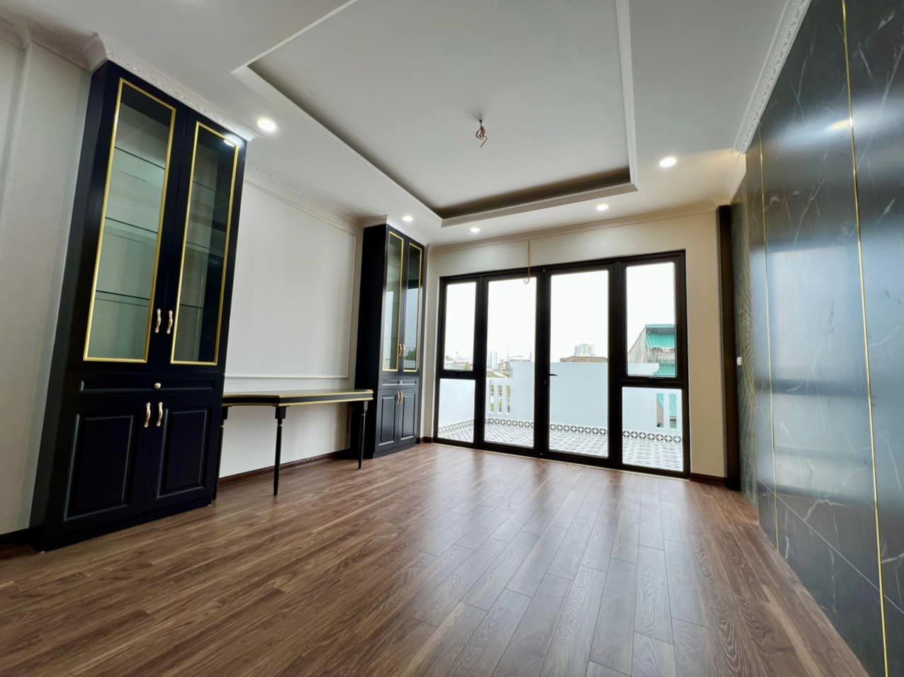 BÁN PHỐ HOÀNG VĂN THÁI 2 Ô TÔ TẢI TRÁNH KD ĐỈNH 45m2 Nhỉnh 12 Tỷ