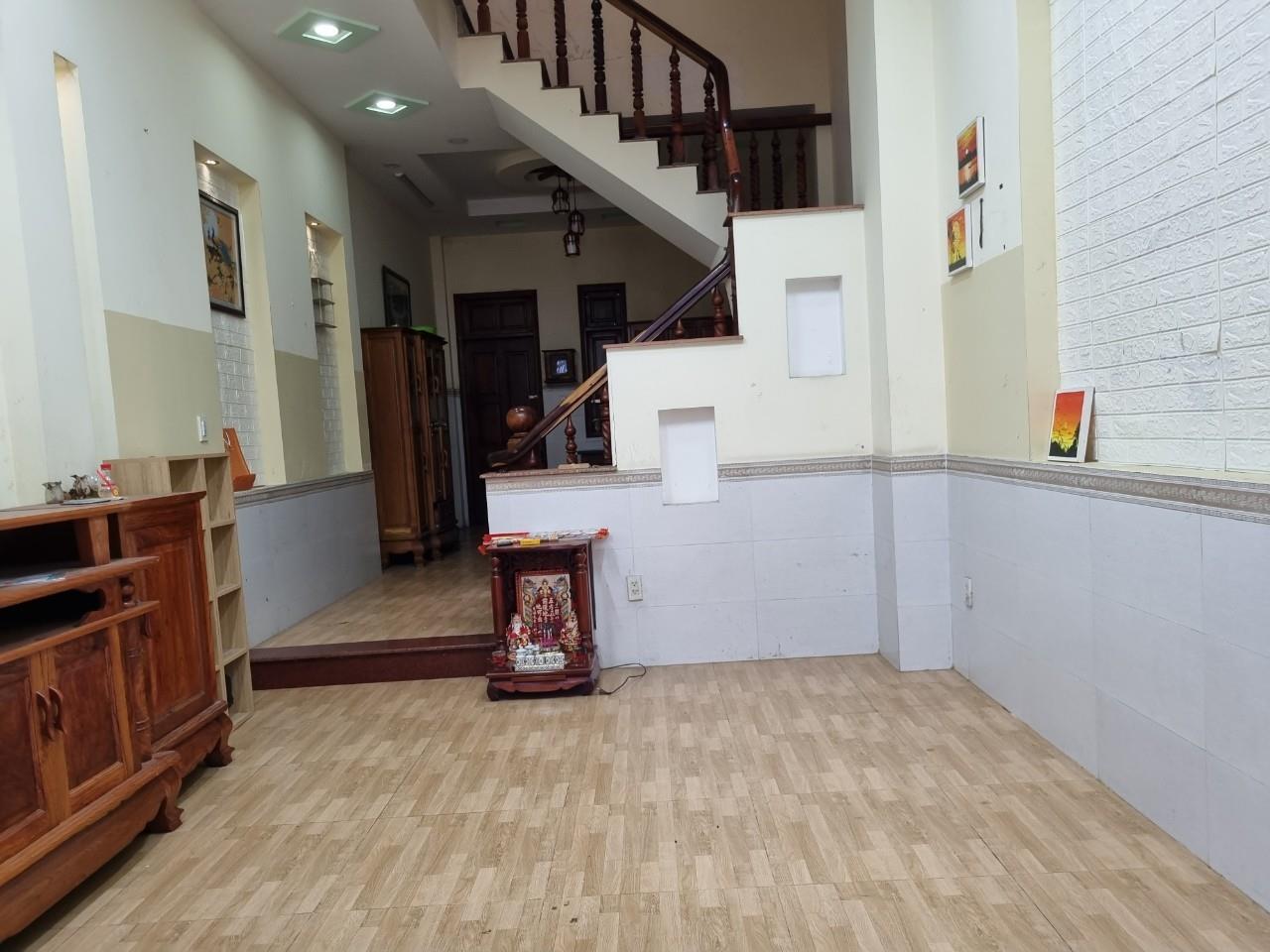 Bán nhà HXH Đường số 30 Linh Đông Thủ Đức, 50m2, 4 tầng, giá chỉ 5.8 tỷ.