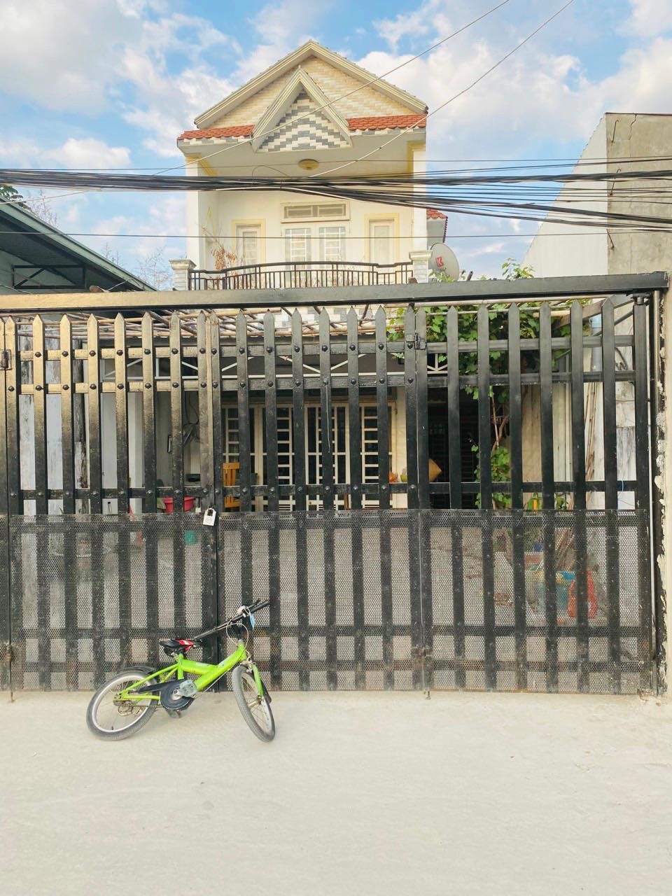 XE HƠI NGỦ TRONG NHÀ Đường 9, Linh Tây, 5.5x20, 2 tầng, 3PN, 5 tỷ 98