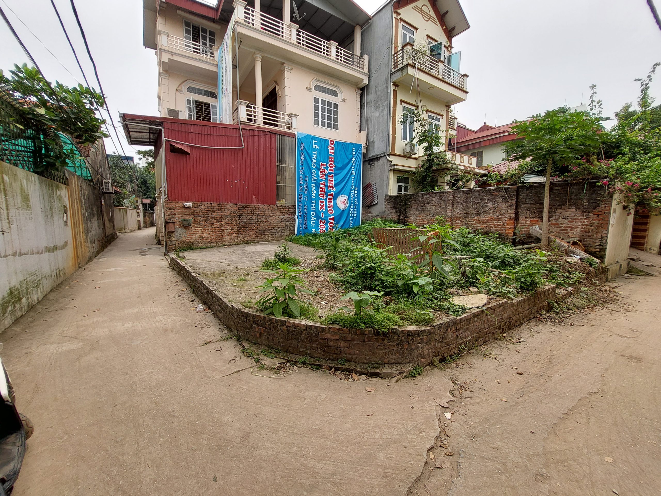 Cắt lỗ đất Vân Trì, lô góc, xe tải, giá 3.2 tỷ