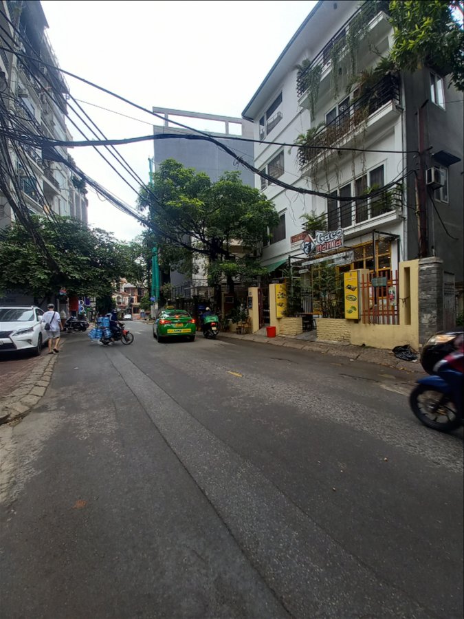 Bán Đất Tặng Nhà Phố Tô Ngọc Vân Quận Tây Hồ. 190m Mặt Tiền 10m Nhỉnh 40 Tỷ. Cam Kết Ảnh Thật Mô Tả Chính Xác. Chủ Muốn