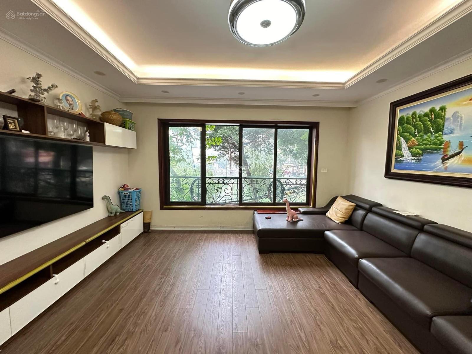bán gấp nhà ngõ 131 Thái Hà thông Nguyễn Văn Tuyết Trung Liệt Đống Đa dt 62 m2 giá 15,5 tỷ tỷ