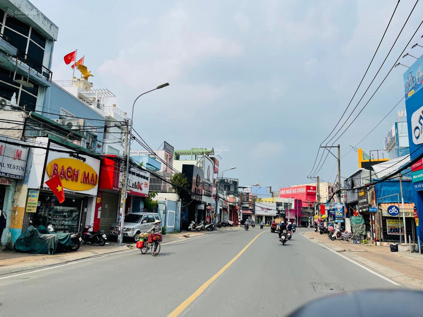 BÁN NHÀ T.RƯỜNG T.HỌ DT KHỦNG GIÁ HẠ CHÀO 3.3T - NGANG 5M - SHR