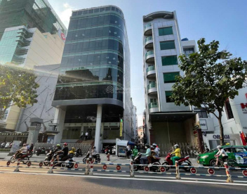 ⭐TÒA VIP-Mặt Phố Hoàng Cầu,Đống Đa -View Hồ 220m2/ 11 Tầng/ MT 6.6m chỉ 149 Tỷ⭐