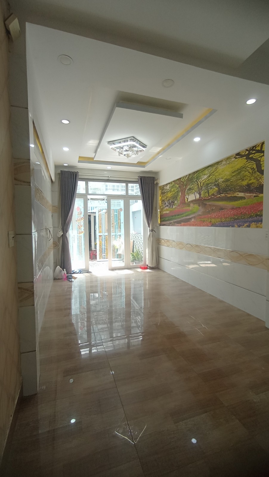 Nhà Bán Âu Dương Lân Phường 2 Quận 8 DT 6 8 m2 Giá 6.28 tỷ.