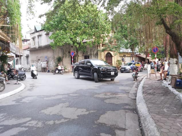 Nhà phố Minh Khai, Hai Bà Trưng, oto tránh, kinh doanh, 70m2, 14 tỷ, Ms Linh 0886288810