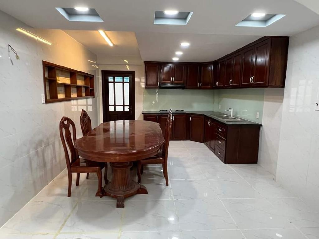 TRUNG TÂM QUẬN 7- 4 TẦNG- XE HƠI TỚI NHÀ- FULL NỘI THẤT- NHÀ MỚI VÀO Ở NGAY 6.9tỷ