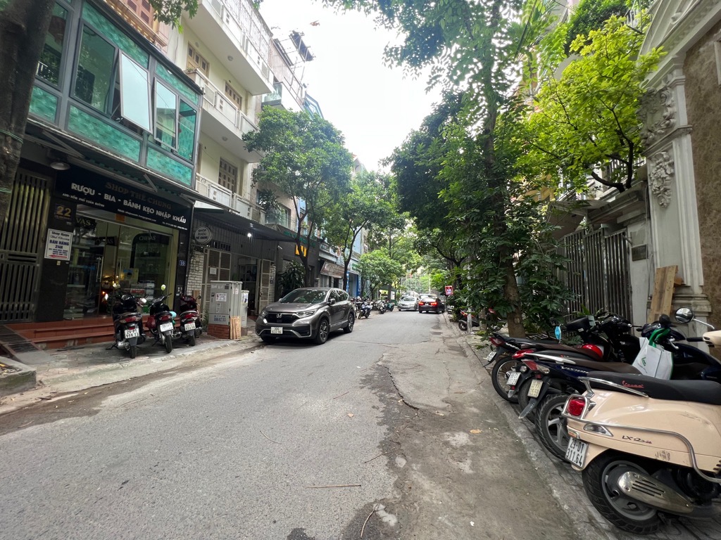 Bán nhà chính chủ phố Trung yên 11 Cầu Giây kinh doanh nhỉnh 25 tỷ.