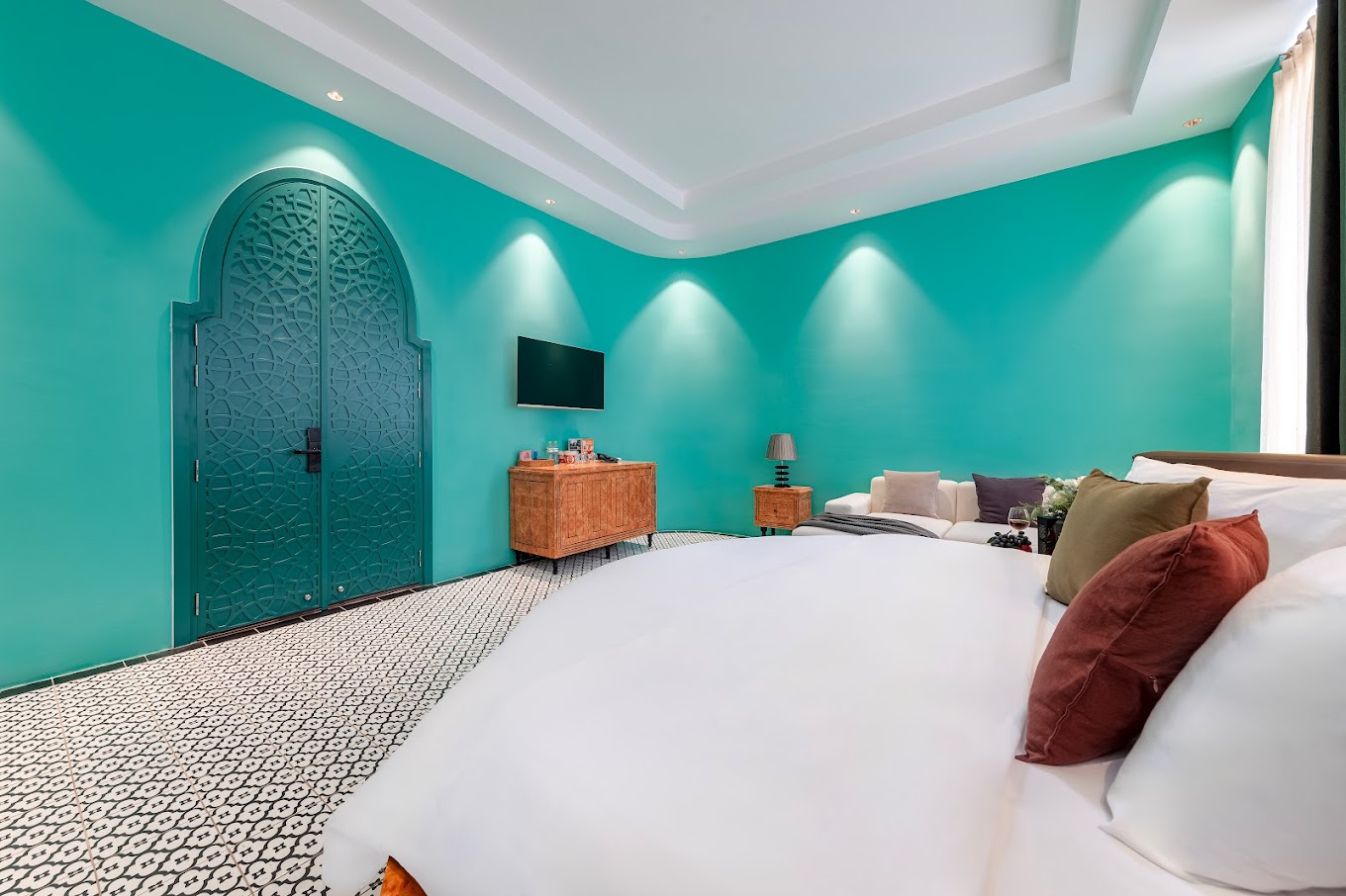 Bán Khách Sạn Phương Phi : 8 tầng