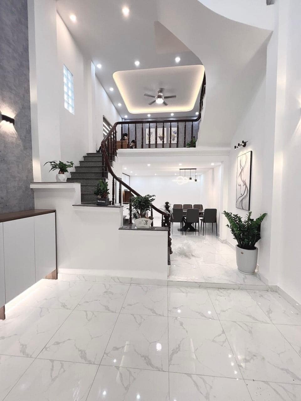 BÁN NHÀ MẶT NGÕ 185 CHÙA LÁNG, DIỆN TÍCH 81M MẶT TIỀN 6M, 6 TẦNG. GIÁ CHỈ 15TỶ