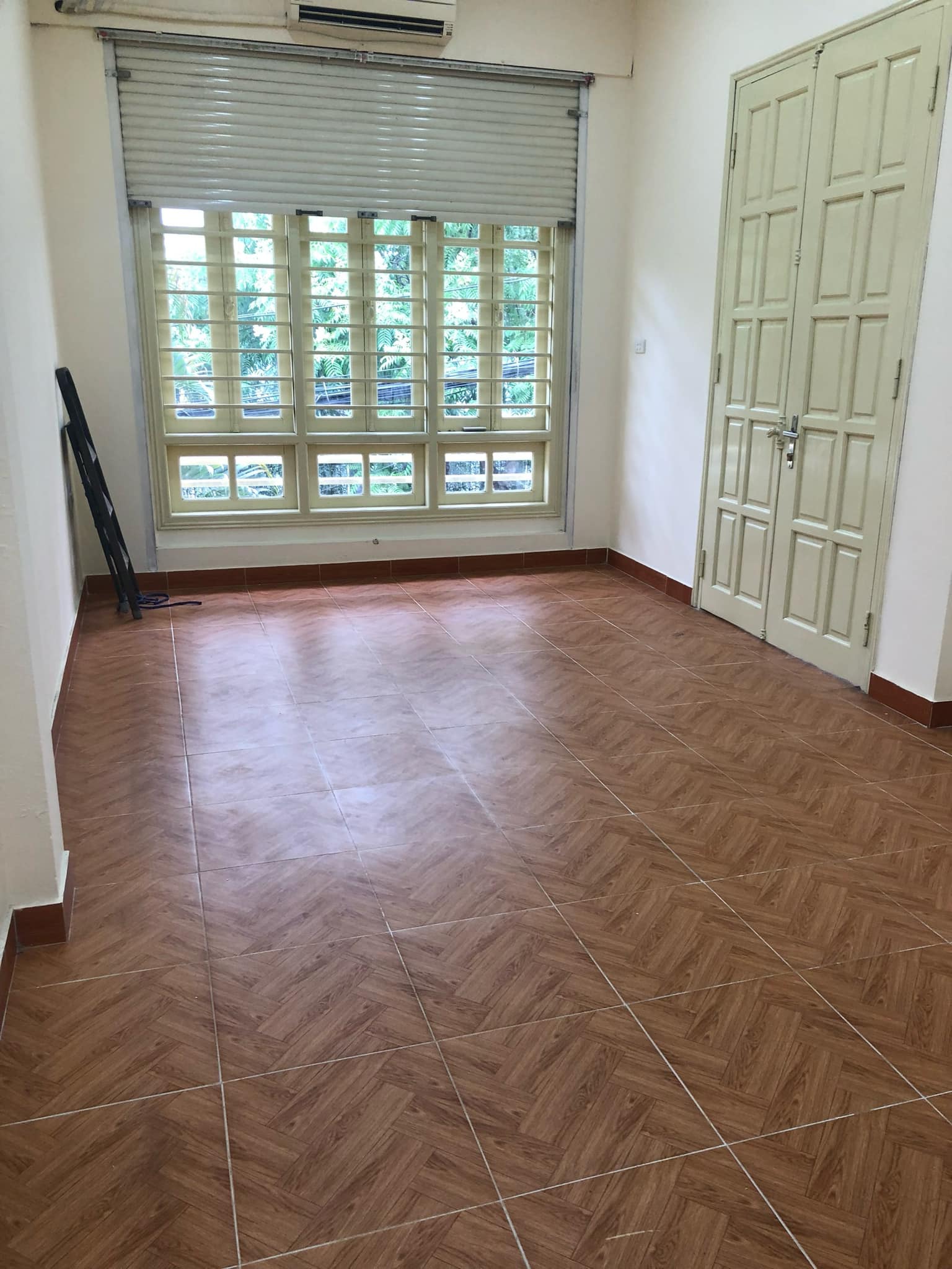 NÓNG NHẤT O9 2628 5559 BÁN. Nhà MP Đông Quan 76m², 5 tầng, MT 5.6m, Giá TL 21.5 Tỷ . Cầu Giấy