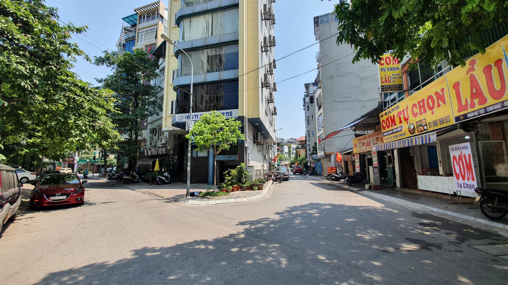 ⭐TÒA VĂN PHÒNG- DÒNG TIỀN ĐỈNH-Phố Trần Thái Tông 125m/9Tầng/ MT 12m - 60 Tỷ⭐