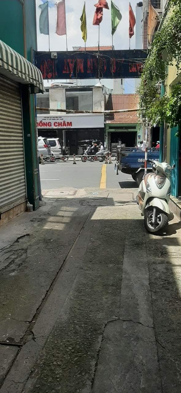 4 tỷ 950 - NHÀ 5 TẦNG - 31m2 HOÀNG VĂN THỤ QUẬN PHÚ NHUẬN