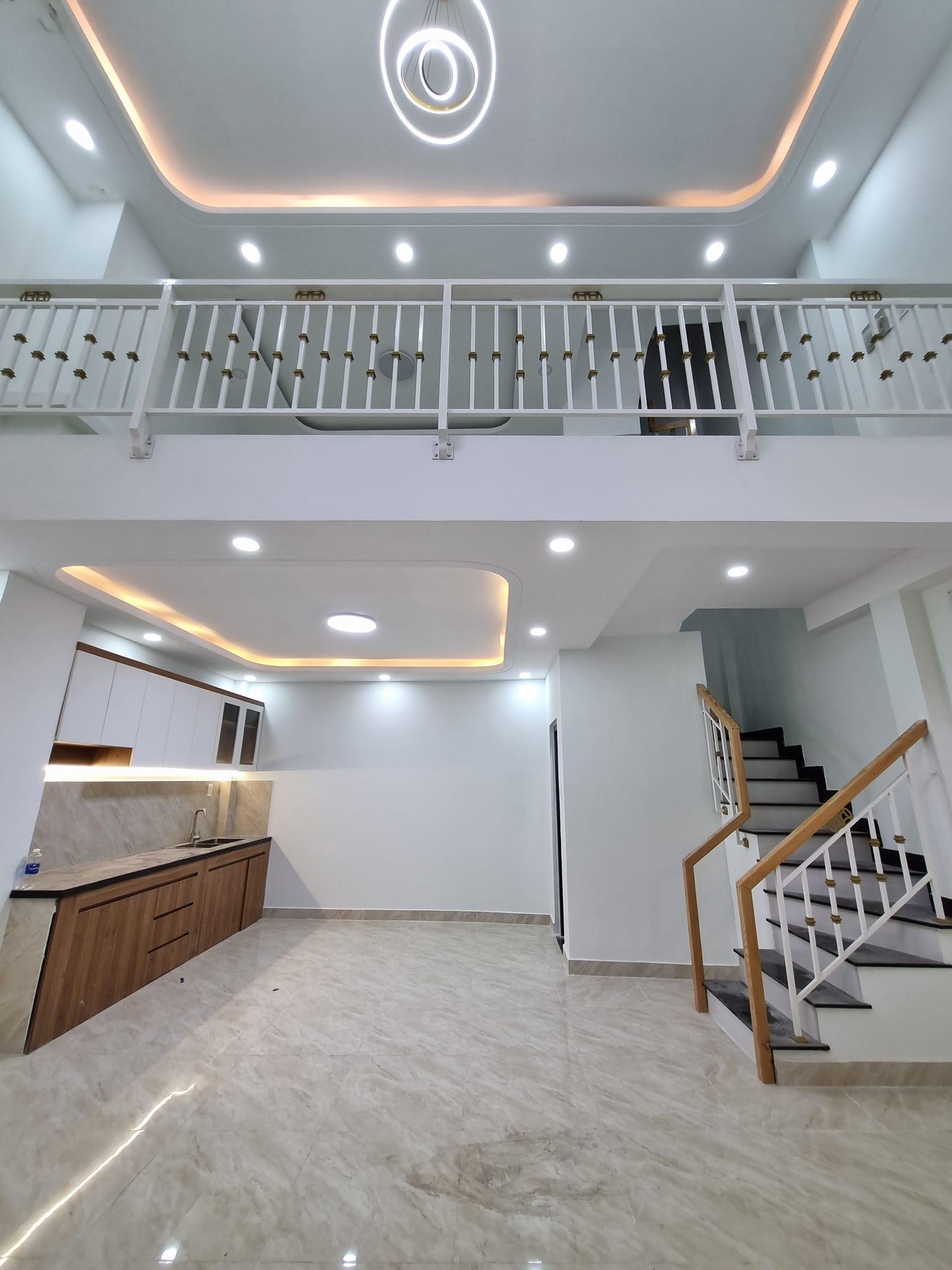 Bán nhà 2 Tầng Đường Hoàng Diệu 2 P.Linh Chiểu Tp.Thủ Đức DT 50m2(5x10m) Hiếm chỉ nhỉnh 3Tỷ