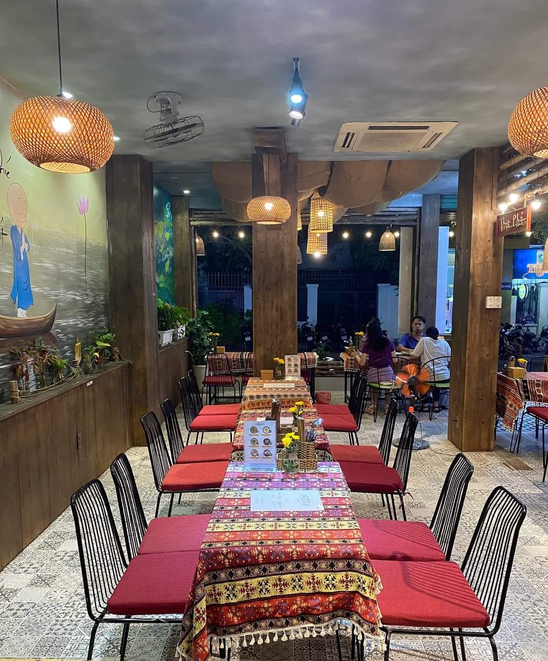 CỰC PHẨM - Bán nhà mặt tiền 143,5 m2 giá rẻ nhất thị trường, ngay trung tâm Nha Trang