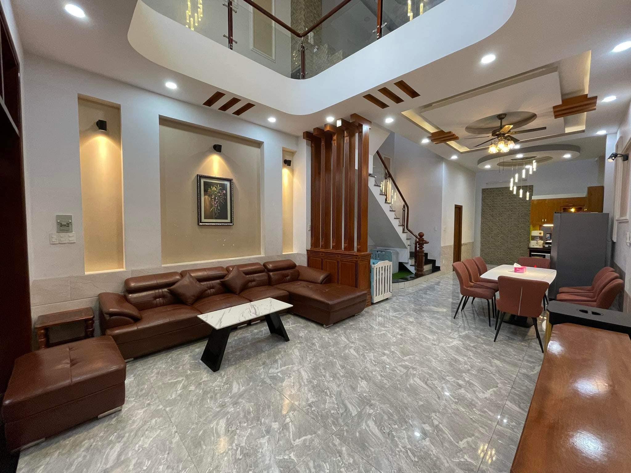 MTKD 3 tầng Đường số 21 P.Hiệp Bình Phước Tp.Thủ Đức DT 105m2(5.1x22) Hiếm chỉ 8,xTỷ