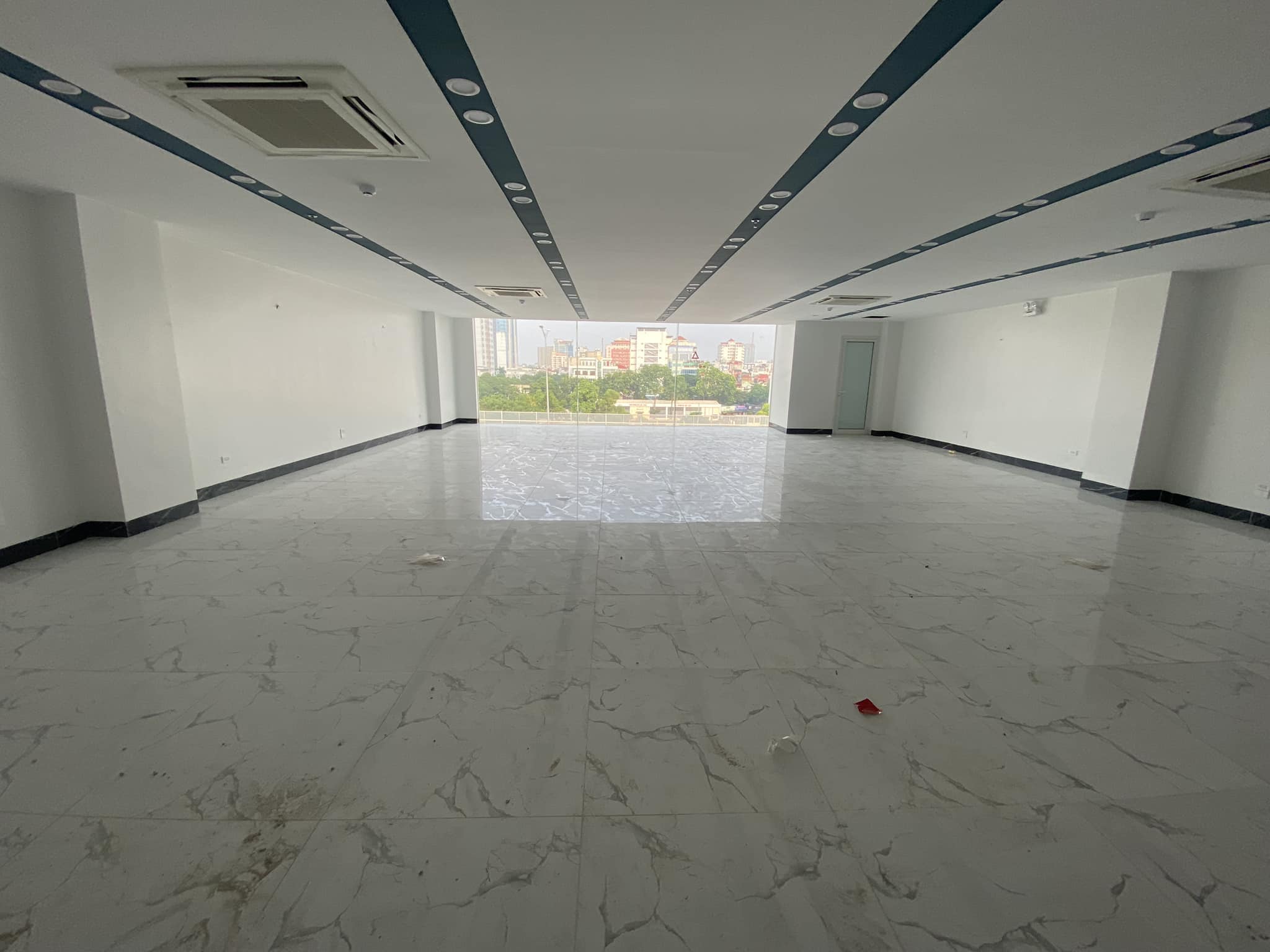 Bán tòa VP MP Bùi Thị Xuân, Hai Bà Trưng 95m, 10 tầng, hầm, thang máy, MT9.5m, giá 90 tỷ. LH: 0366051369