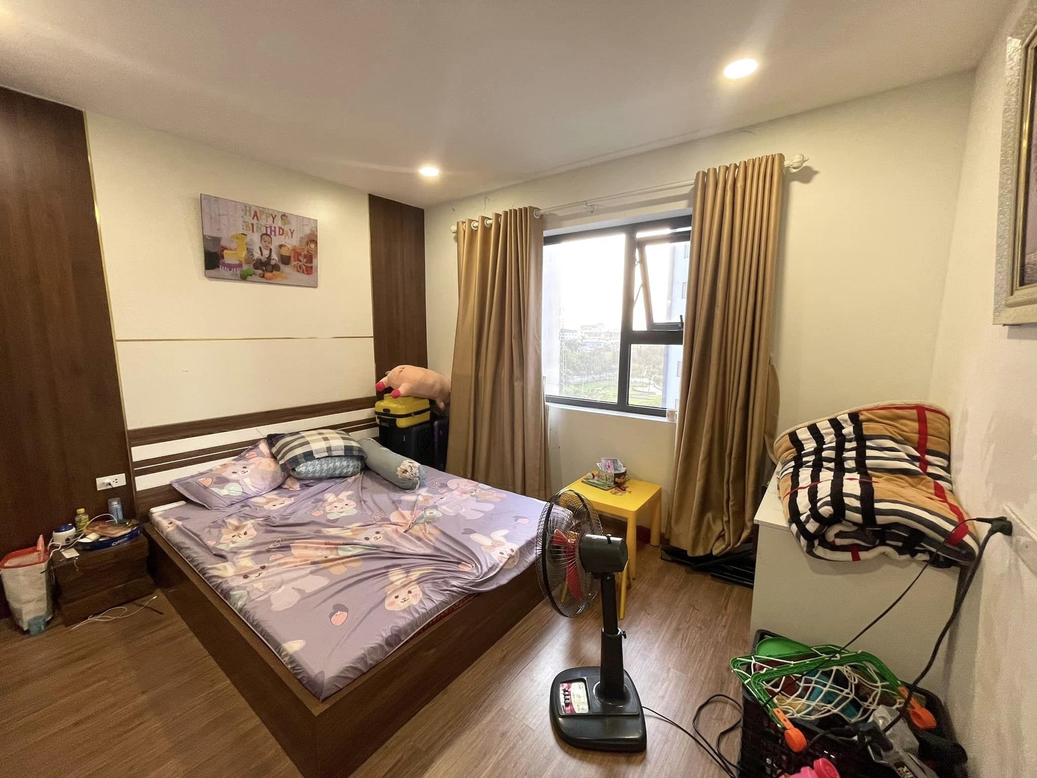 Bán nhà Bát khối 35m2 * 5 tầng * 3,35 tỷ. gần ô tô tránh, ở ngay.