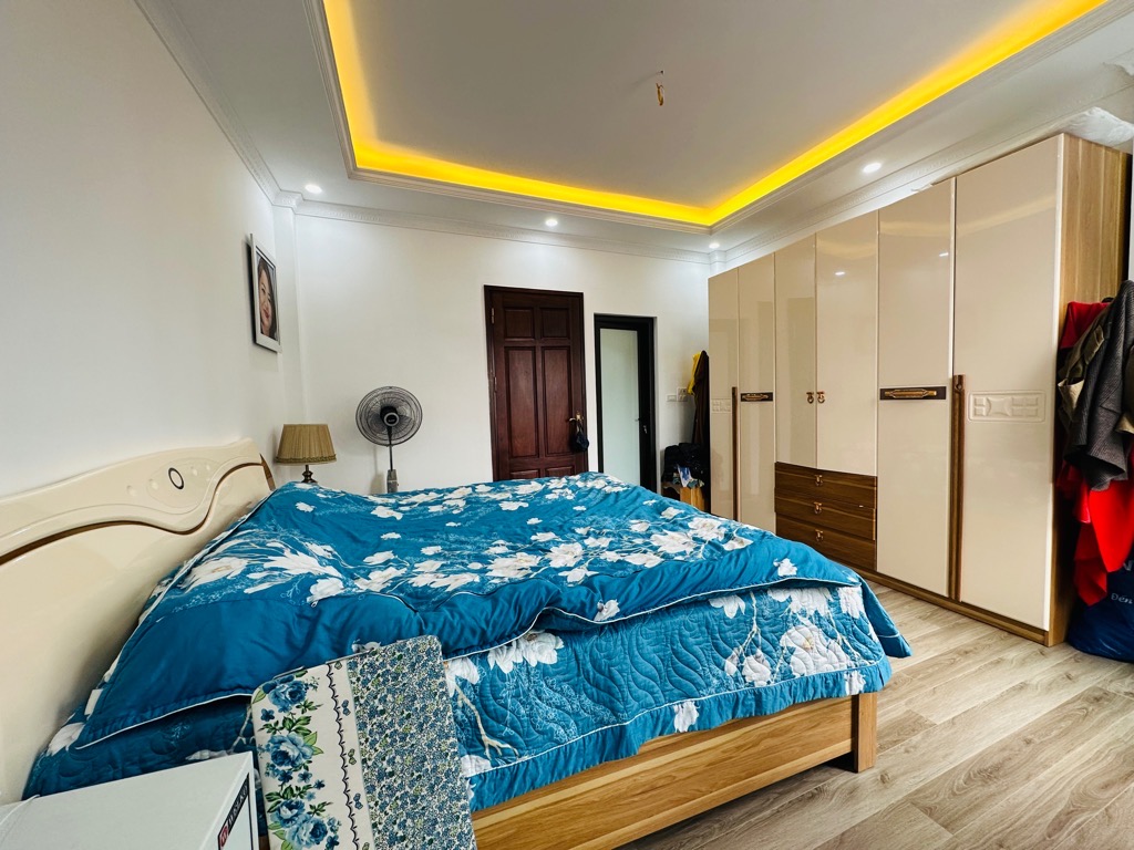 NGÕ KINH DOANH SẦM UẤT - VỊ TRÍ ĐẮC ĐỊA - DÒNG TIỀN CỰC TỐT - LÊ THANH NGHỊ