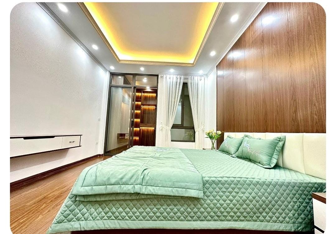 QUẬN HAI BÀ NHÀ 6 TẦNG DT: 40M2 GIÁ: 6.2 TỶ NHÀ PHỐ LÊ THANH NGHỊ GẦN ĐẠI HỌC BÁCH KHOA