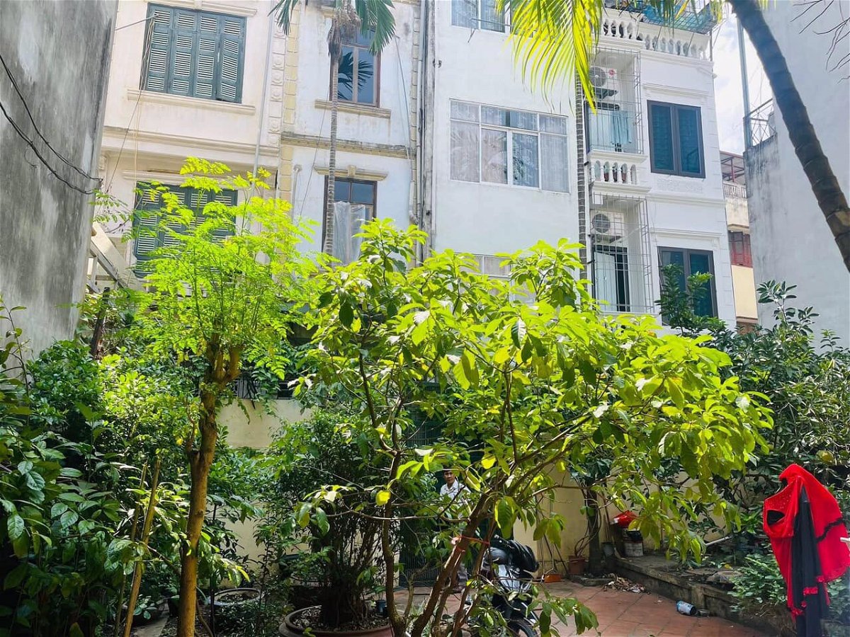 Bán Đất Tặng Nhà Phố Hoàng Hoa Thám Quận Ba Đình. 200m Mặt Tiền 10.5m Nhỉnh 18 Tỷ. Cam Kết Ảnh Thật Mô Tả Chính Xác.