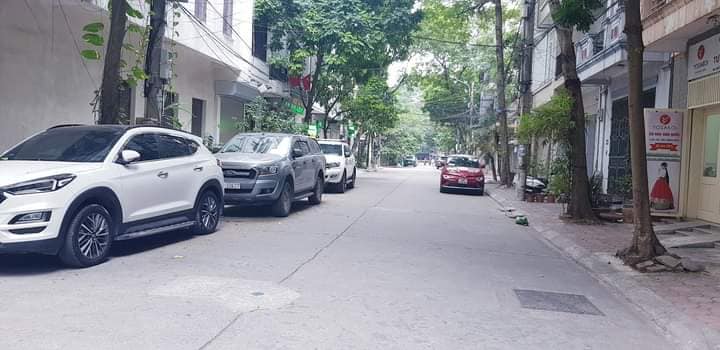 BÁN NHÀ PHÂN LÔ NGÕ 40 XUÂN LA, 75M2 - 5 TẦNG - MT 5M, Ô TÔ TRÁNH, VỈA HÈ RỘNG, TIỆN Ở, TIỆN KINH DOANH, THEO NHU CẦU