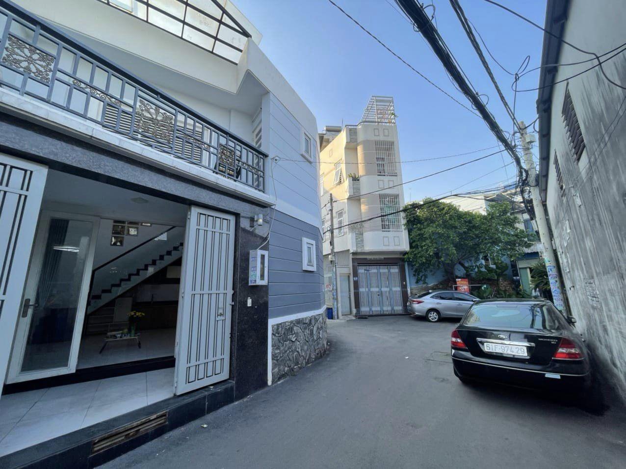 Bán nhà Lô góc Ôtô tránh Đường số 8 P.Linh Trung Tp.Thủ Đức DT 64m2 chỉ nhỉnh 4Tỷ