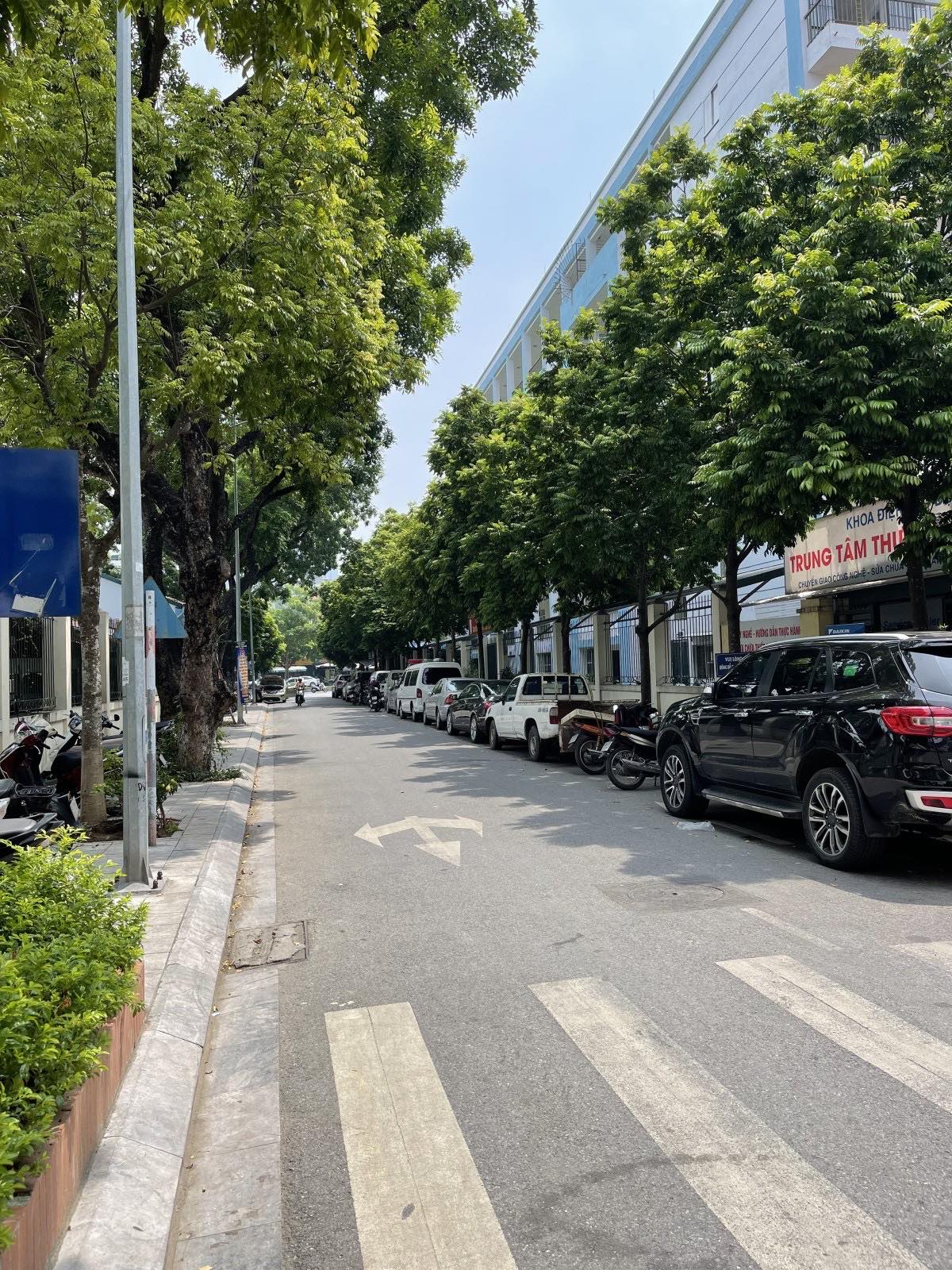 BÁN NHÀ 3T MẶT PHỐ LÔ GÓC ĐẸP THỤY KHUÊ TÂY HỒ DT36M2 MT4.3M VỈA HÈ KD ĐỈNH 11,6 TỶ