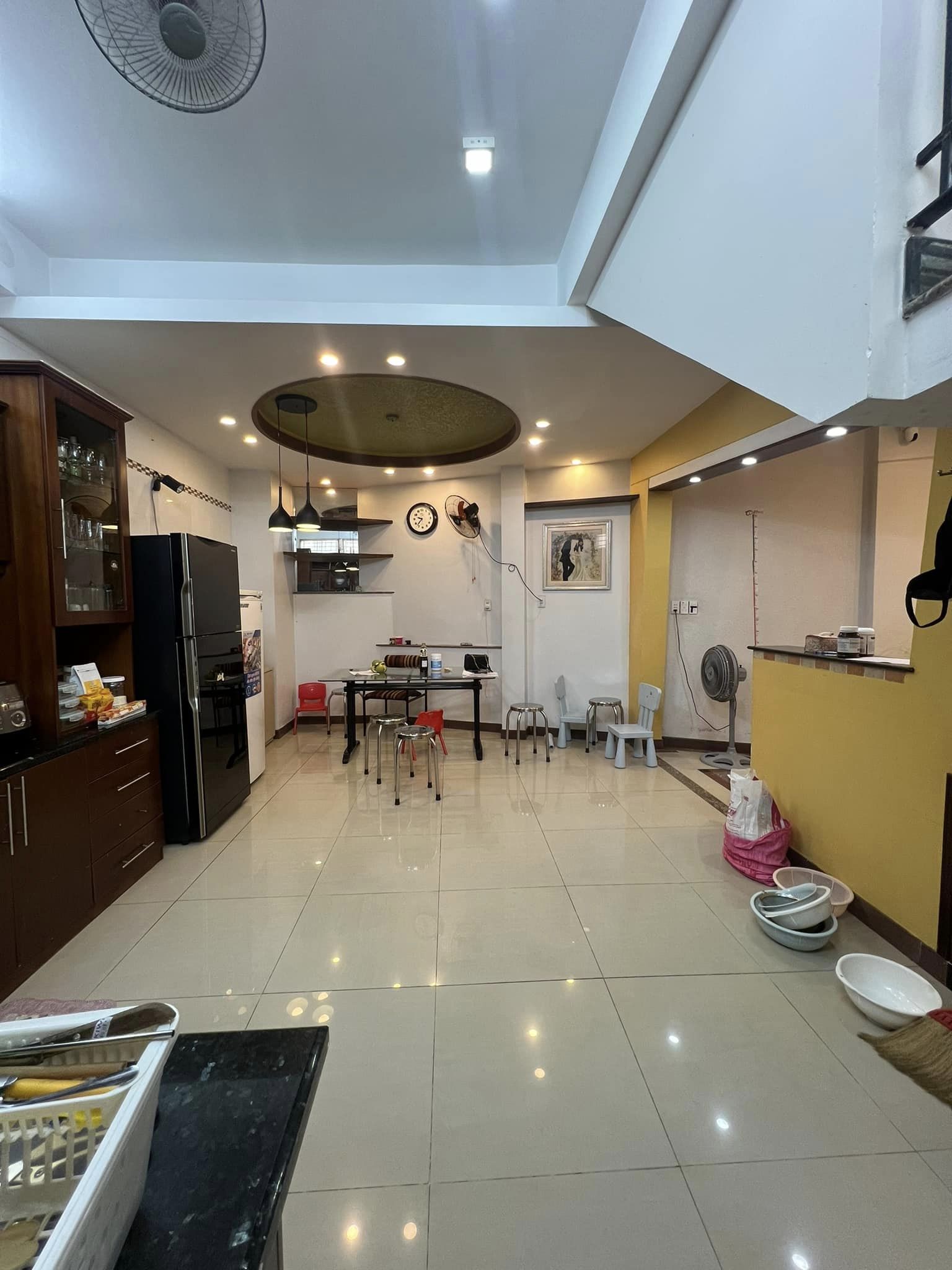 Trần Hữu Trang - 70m2 - Ô TÔ ĐỖ CỬA - 3 Tầng BTCT - 2 MẶT THOÁNG - 5PN Giá 9 tỷ 850