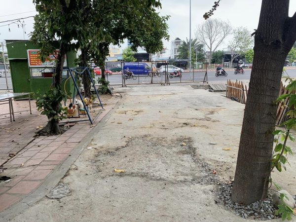 Quận 7 ! CHO THUÊ MẶT BẰNG Kinh Doanh Vỉa Hè Rộng 30m ( Mọi ngành nghề ) Liên hệ : 0937965566 ( Chính chủ )