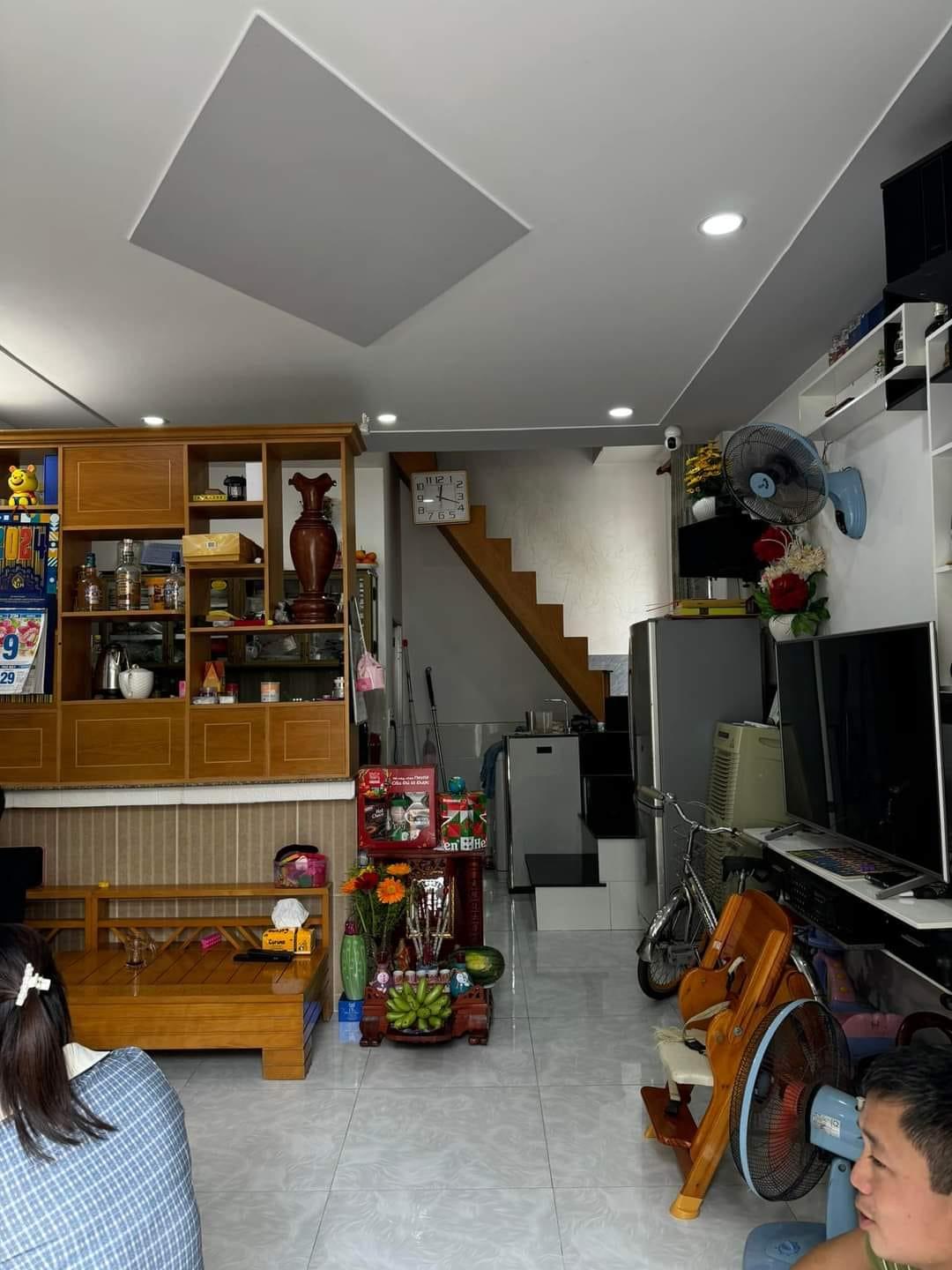 HẺM XE HƠI 1 TRỤC - BÙI QUANG LÀ - P12 - NGANG CHUẨN 4M - MỚI Ở NGAY - NGAY EMART - CHỢ PHẠM VĂN BẠCH - chỉ 3.x TỶ