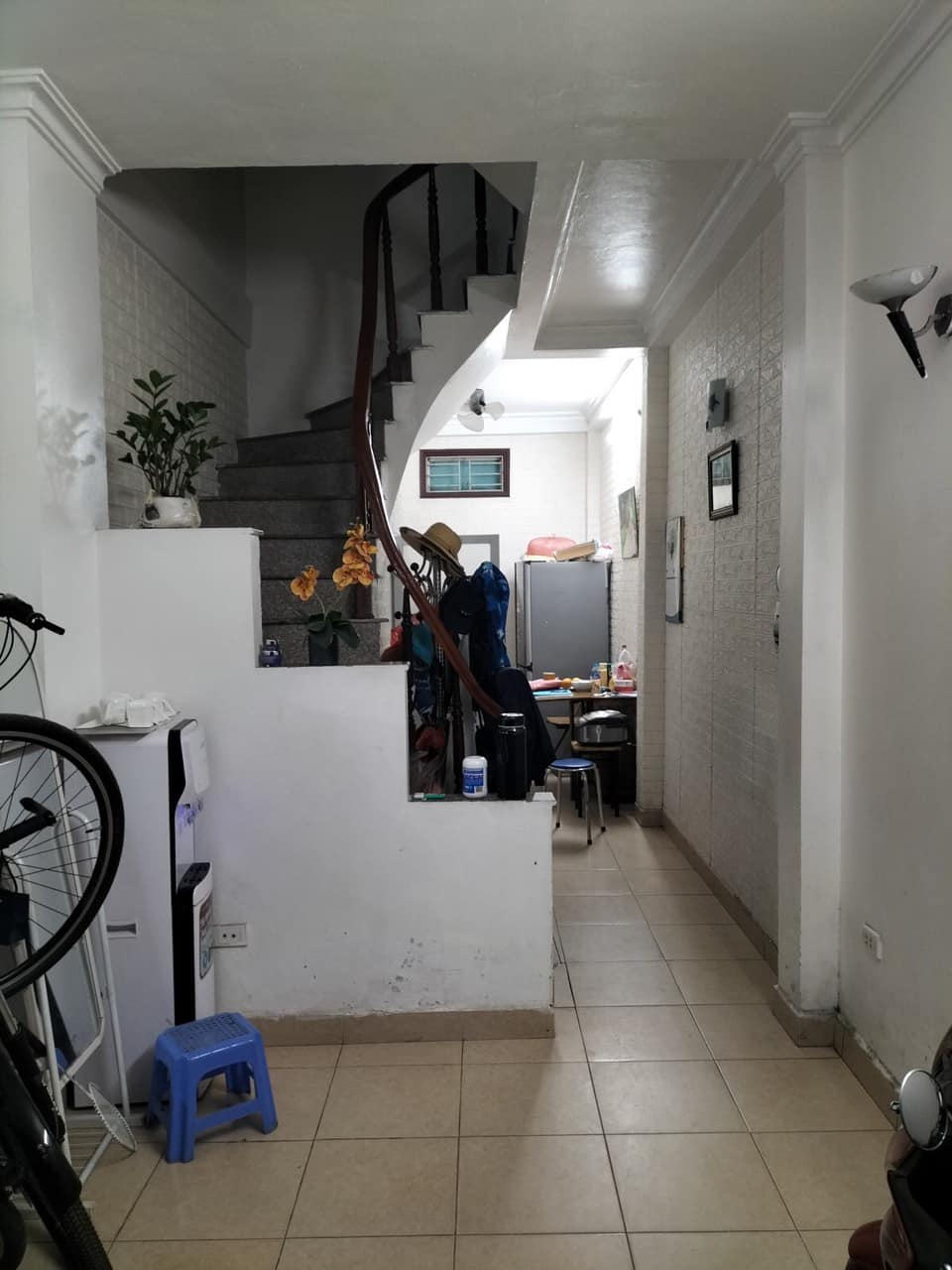 4.6 tỷ Yên Hòa, Cầu Giấy, ngõ 3 gác tránh, 35m 5T, đầu ngõ bãi gửi ô tô