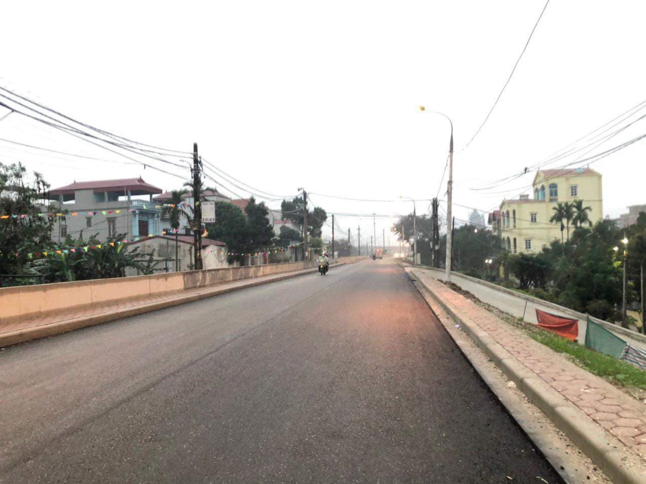 Đất Đông Anh đang nóng dần đều rồi ạ.