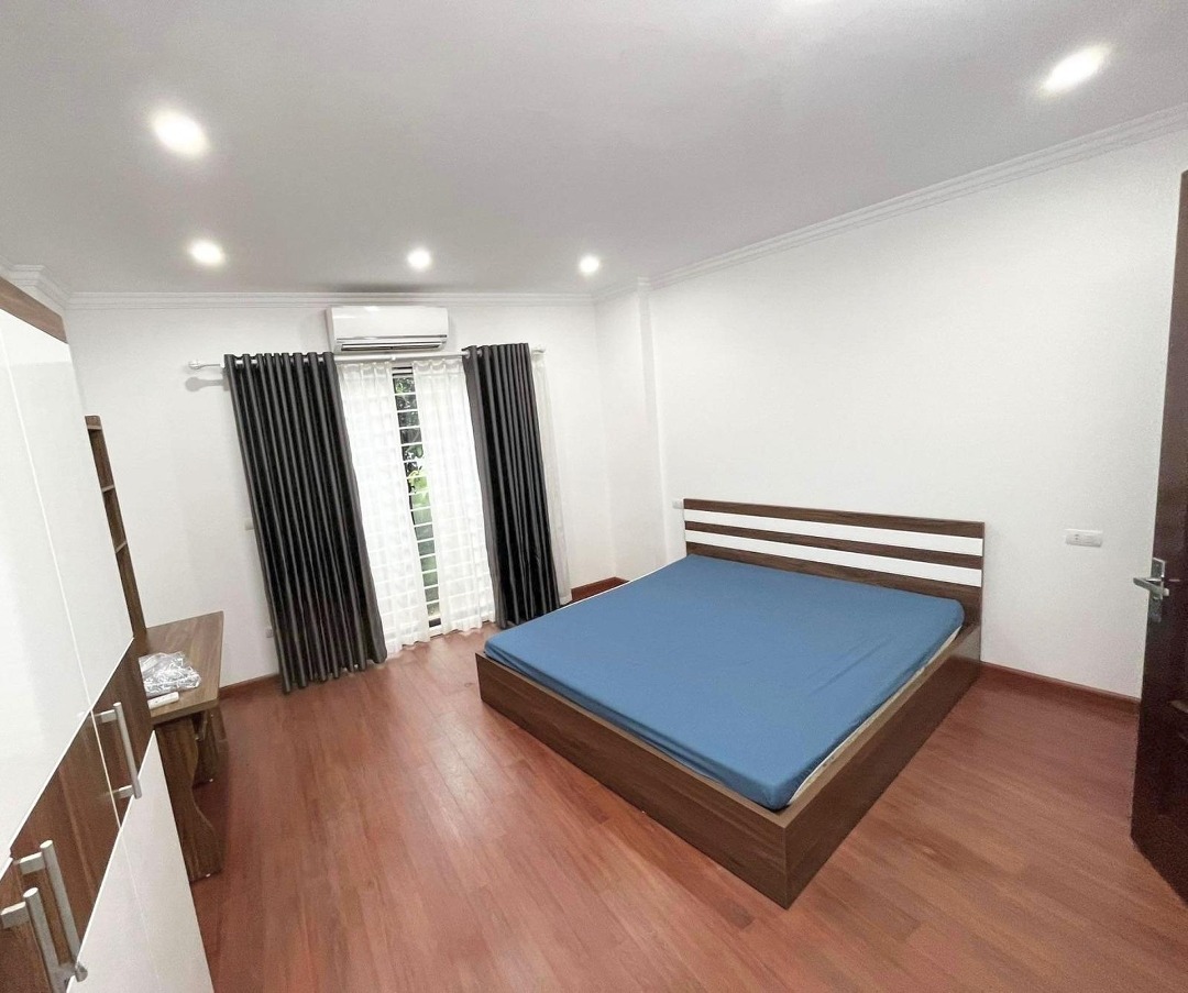 Cần cho thuê nhà siêu đẹp tại Nguyễn Sơn, Long Biên. Giá 13tr/tháng có thương lượng.