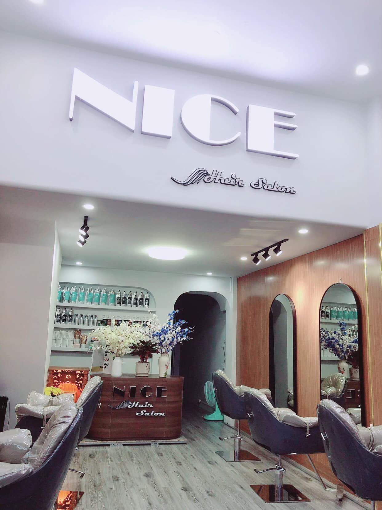 Do nhu cầu công việc nên mình k quản lý đc tiệm nên cần sang nhượng tiệm tâm huyết của mình